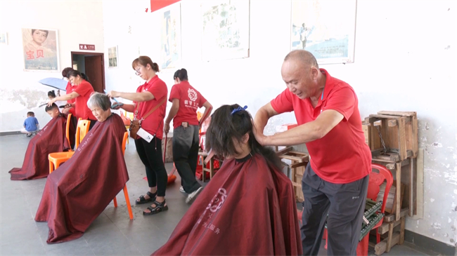 翁城义剪活动.mp4_20250726_142144.119.jpg