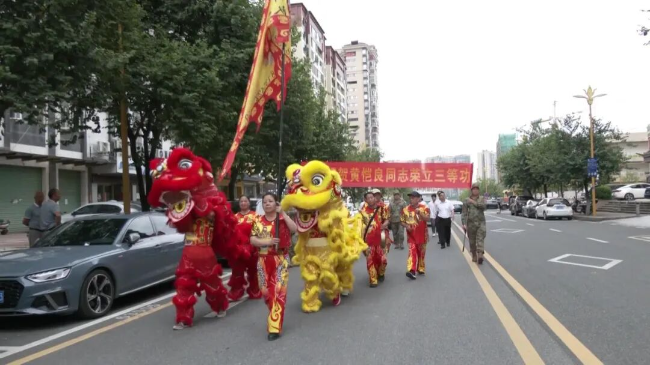 文章配图