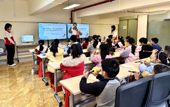 把爱带回家 暖心护航伴成长——龙仙镇城西社区葫芦丝公益课圆满举办.png