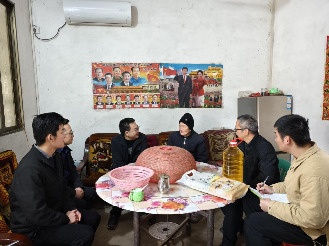 情暖老兵心!春节前夕,翁源县领导带队走访慰问退役军人3.png