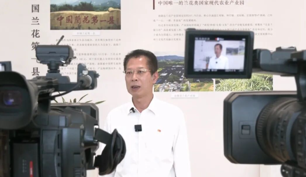 翁源县委书记高忠接受韶关市文化传媒集团专访：做实县域强支撑 奋进“十五五”新征程