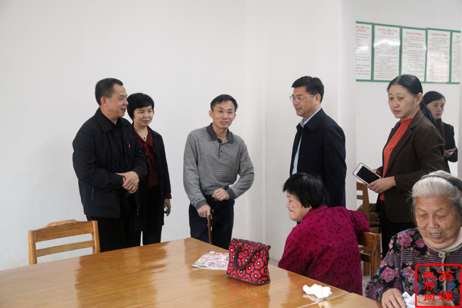 省残联理事长张永安到我县开展专项督查1.jpg